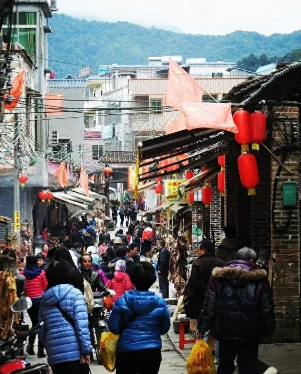 从化溪头村旅游-随地游：广东最美的古村，宛如世外桃源，果园遍地 说不出的诱人