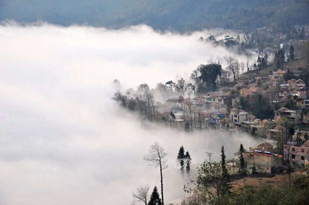 元阳梯田最佳旅游时间-这个季节去哪里旅游合适呢？元阳哈尼梯田的4季旅游景色一览