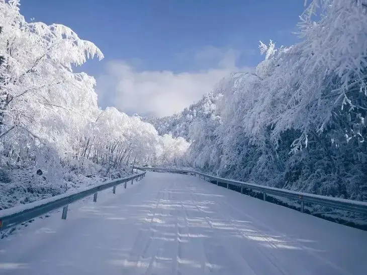 峨眉山地图-冷冷冷！成都周边《最全耍雪地图》收好，50%都免费！