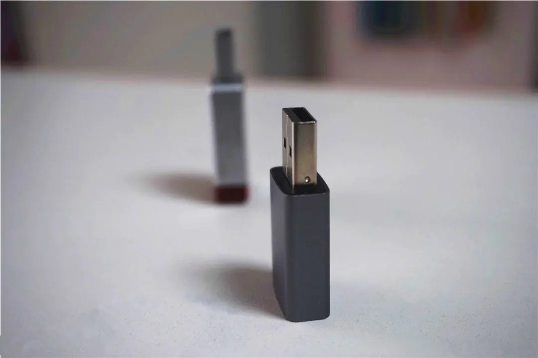 麦克风有电流声怎么解决-电脑耳机孔坏了不用修！只要20多元，就能完美解决