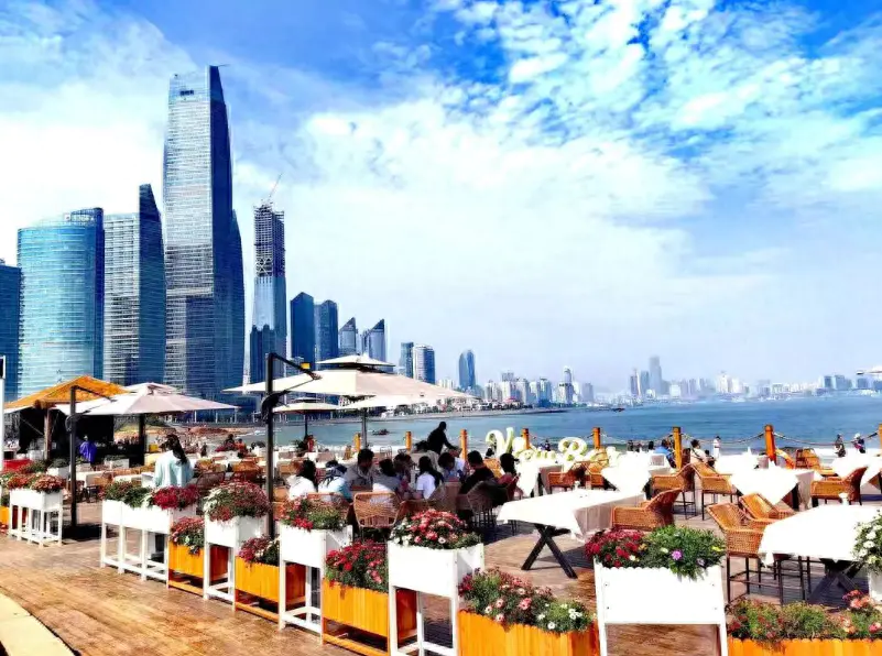 青岛沙滩-夏日青岛“顶流”！九大浴场恭候“人潮人海”