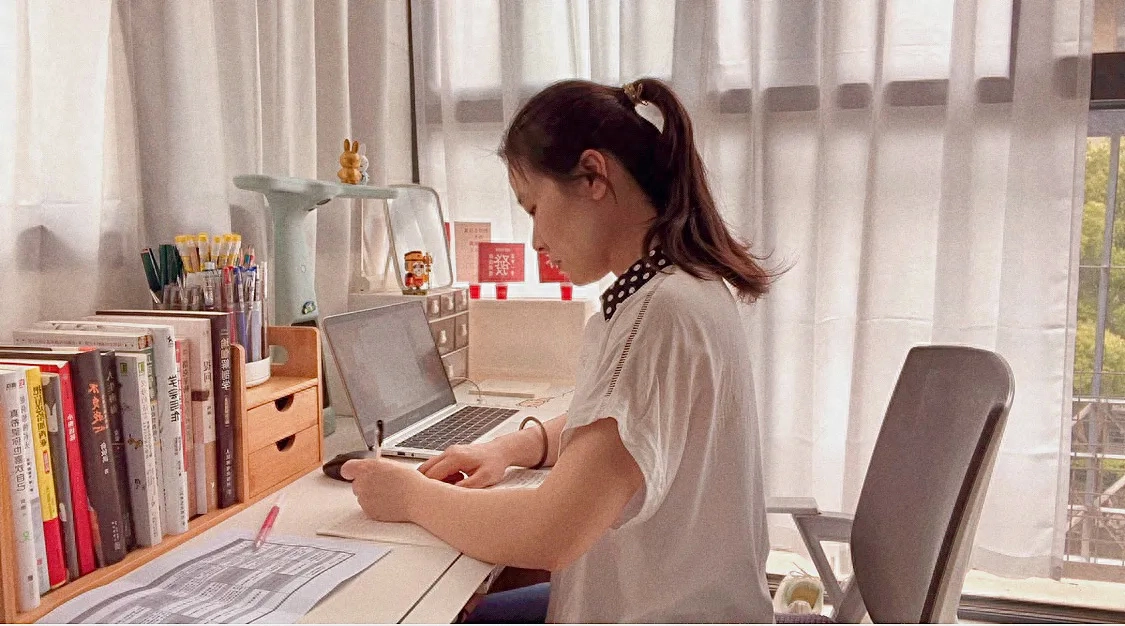 副业图片怎么赚钱-年轻人别偷懒，2023做这5个副业，轻松月入5000