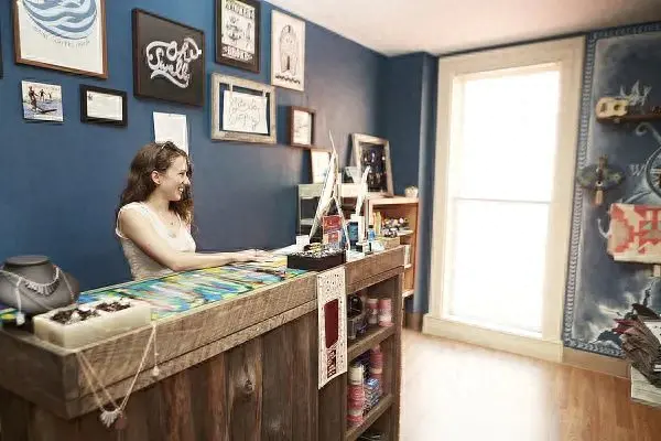 副业赚钱之道社区_女孩子可以做哪些副业赚钱_副业赚钱的经验