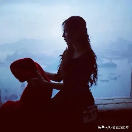 绘画赚钱有哪些平台_数字绘画赚钱副业_绘画赚零花钱