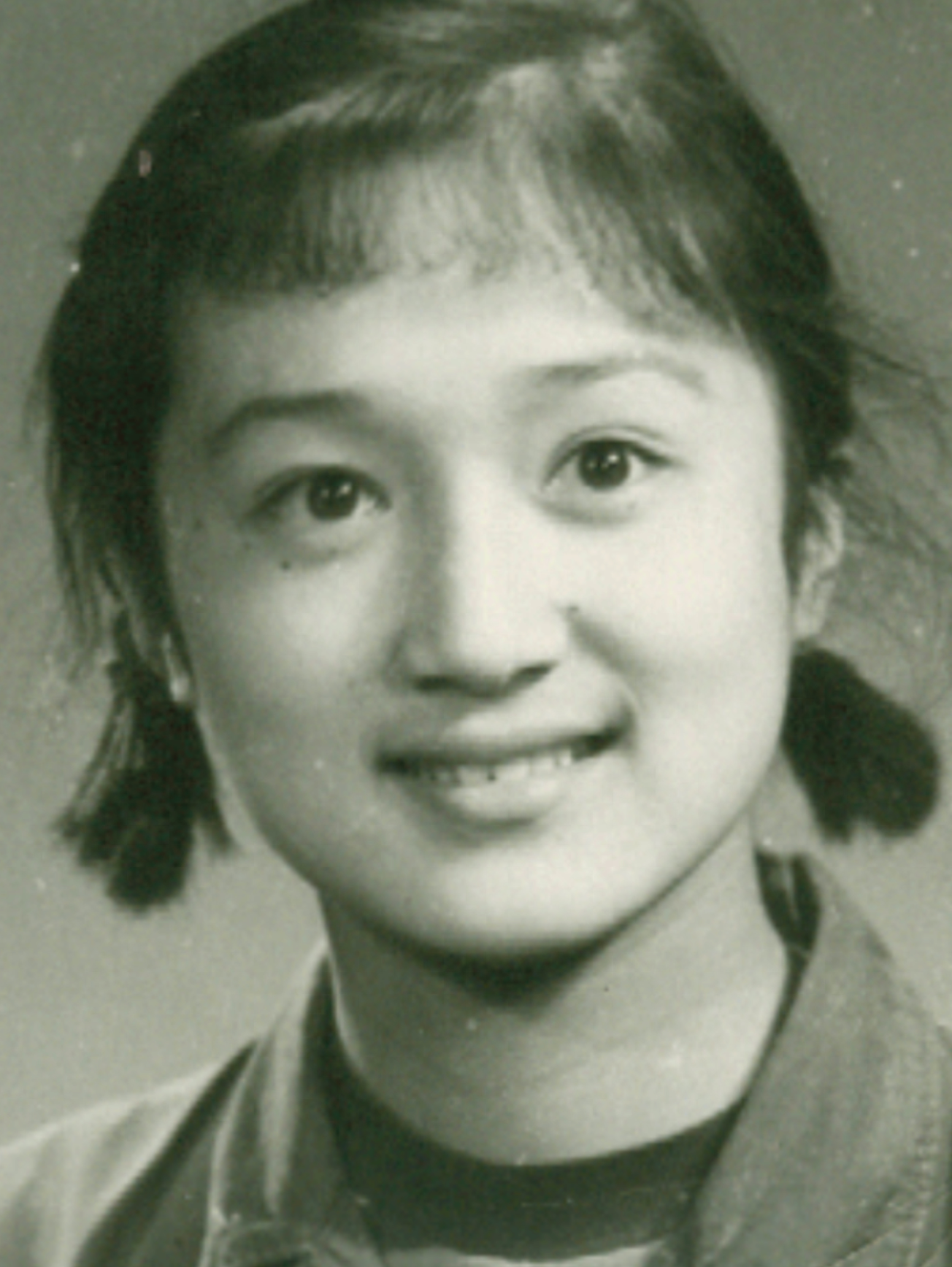 演员如何挣钱-演员杨昆：退休金2500，做直播带货赚钱，遗憾62岁无儿无女