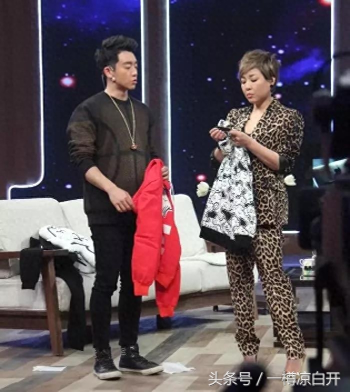 潮牌赚钱_潮牌如何挣钱_潮牌收入