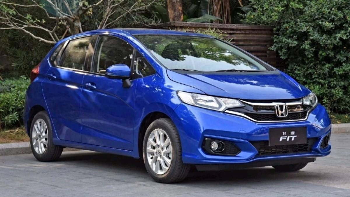 买个轿车怎么赚钱_如何挣钱买轿车_买辆什么车挣钱