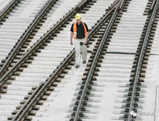 瑞士导游如何挣钱_导游赚的钱多吗_瑞士的导游词