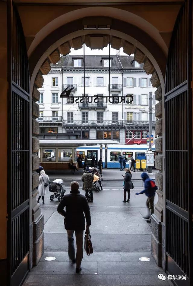 导游赚的钱多吗_瑞士导游如何挣钱_瑞士的导游词