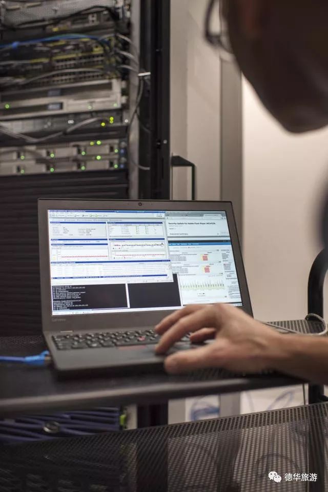 瑞士导游如何挣钱_瑞士的导游词_导游赚的钱多吗