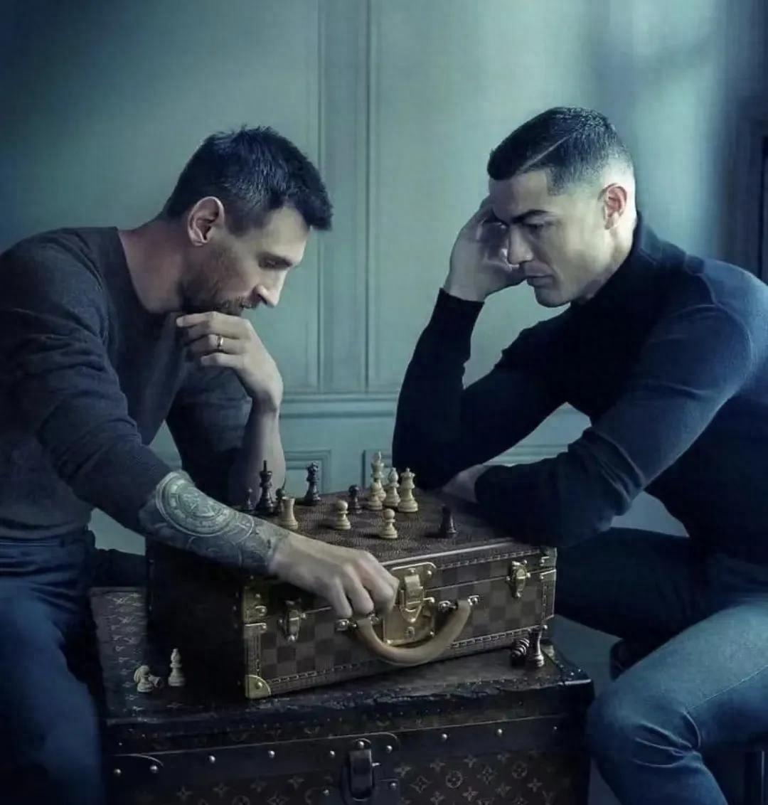 男足如何挣钱呢-国足究竟是踢球还是赚钱？你相信一个教练可以存款上亿元吗？