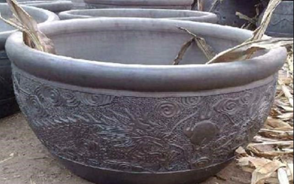 沈万三如何挣钱-朱元璋指猪蹄问沈万三：这是什么？他高情商化解，历史上有这事吗