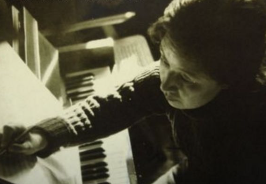 关于挣钱的歌曲有哪些_如何写歌词挣钱_有歌词的赚钱歌