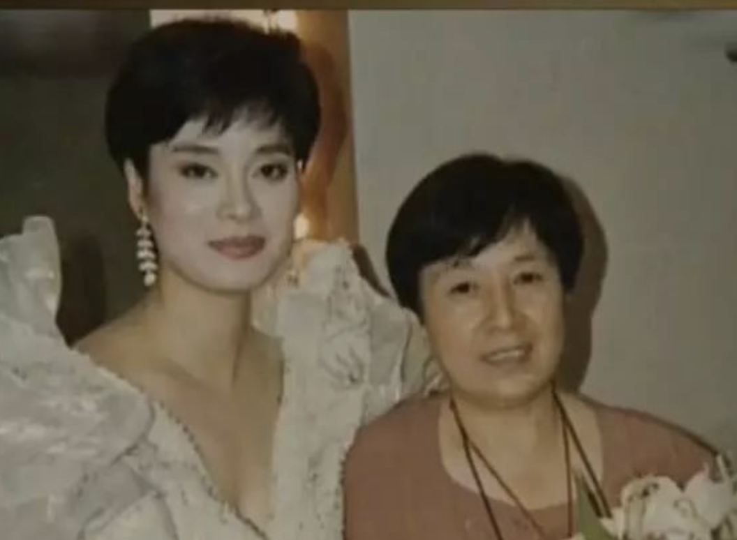 关于挣钱的歌曲有哪些_有歌词的赚钱歌_如何写歌词挣钱