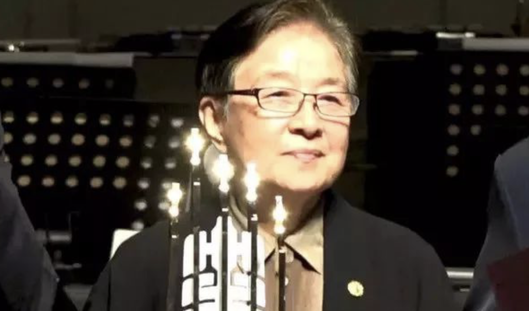 如何写歌词挣钱_有歌词的赚钱歌_关于挣钱的歌曲有哪些