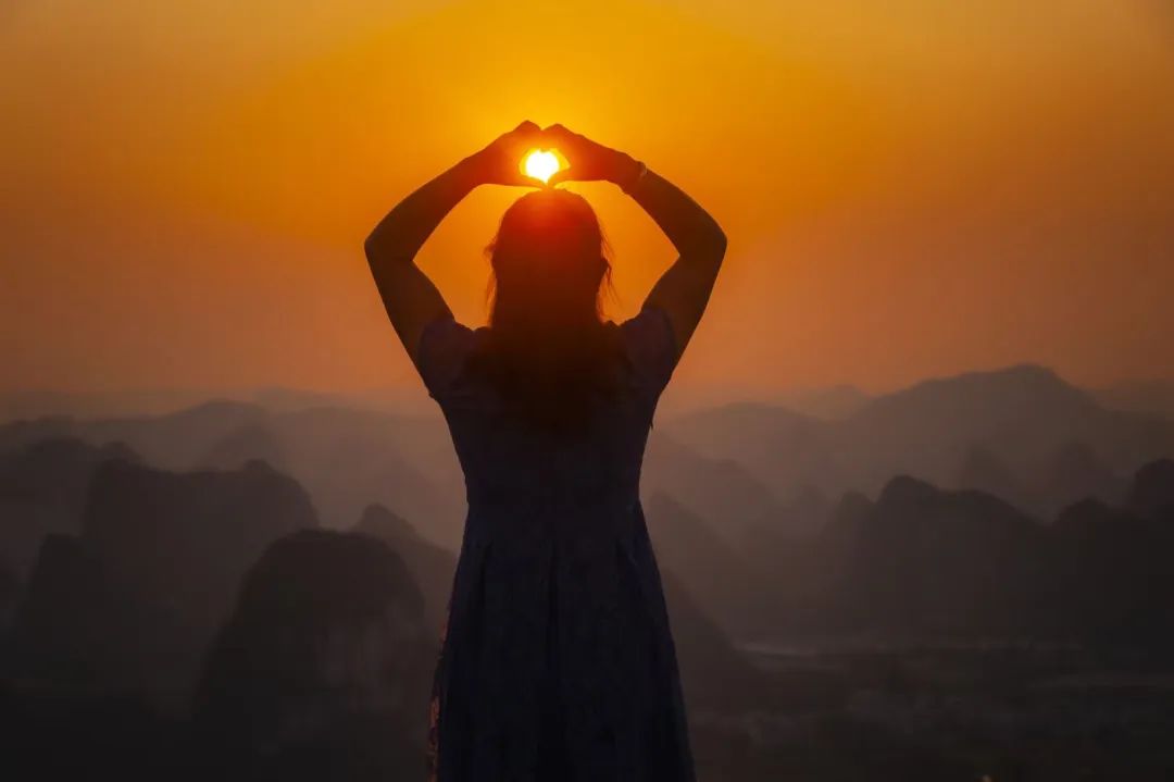 副业的句子简短唯美的_副业好的说说_副业好的句子