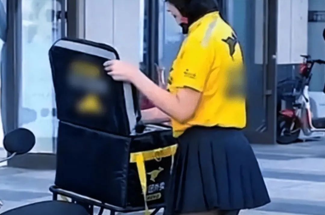 从网上接单干活挣钱违法吗_挣钱干活违法网上接单怎么办_从网上接单干活挣钱