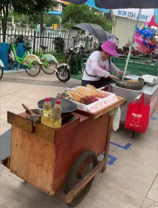 杭州副业摆摊地点电话多少_杭州摆摊收费多少_杭州摆摊交流群