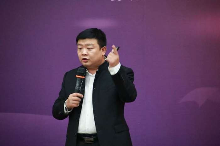 做副业的人_副业做现在人有出息吗_现在多少人有副业做了呢