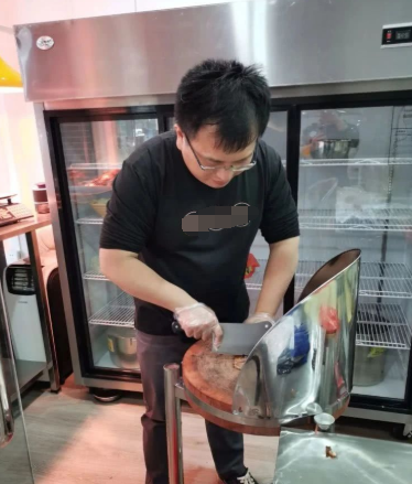 图片[8]-女博士副业收入多少钱啊-科研补助低，我身边的硕博们都开始了“副业刚需”-优创圈