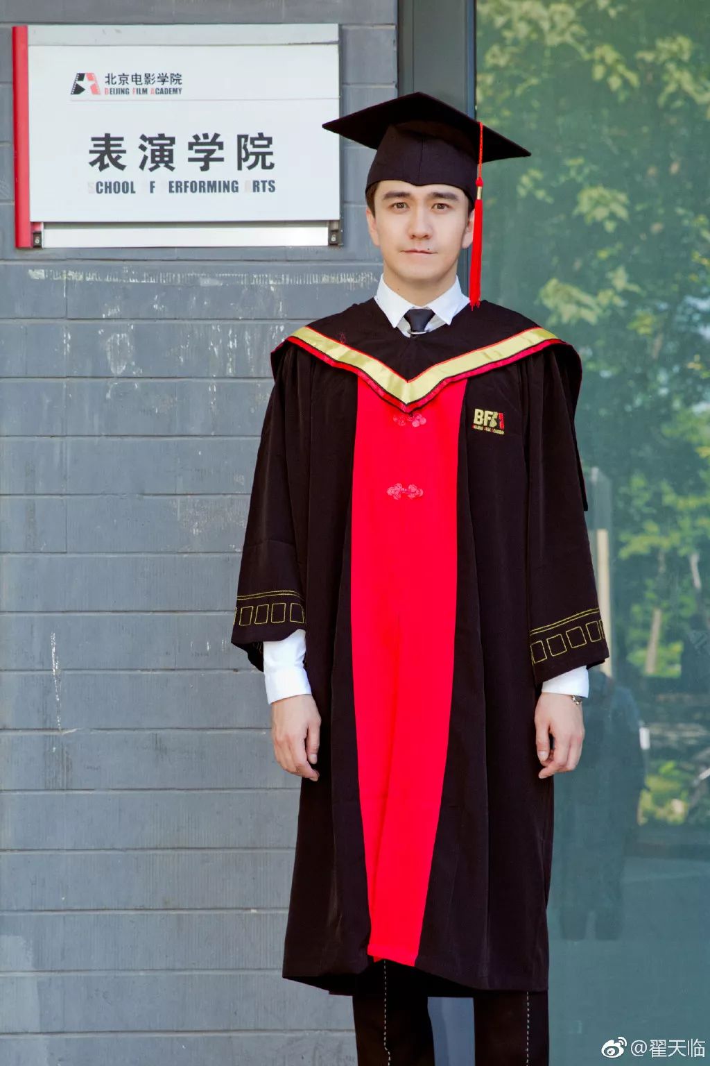 图片[6]-剑桥大学博士副业工资多少-翟天临人设崩了！200万寒门学子悬梁刺股竟不如明星玩人设！-优创圈