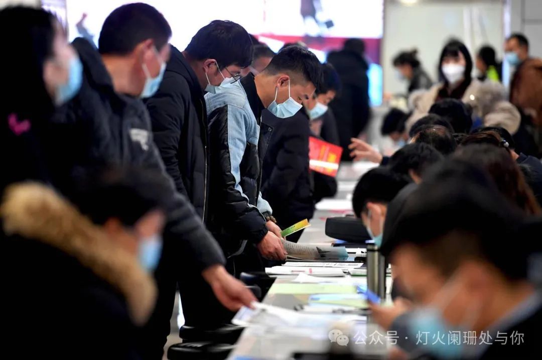 公务员单位罚款合法吗_公务员有副业罚款多少钱_公务员罚款副业钱有多少