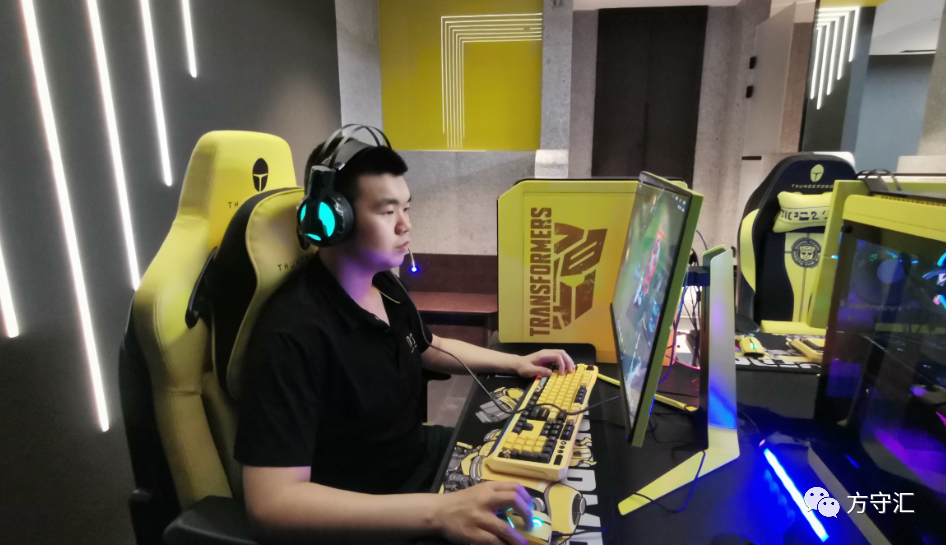 兼职副业做人有什么好处_有多少人兼职做副业的呢_兼职副业做人有前途吗