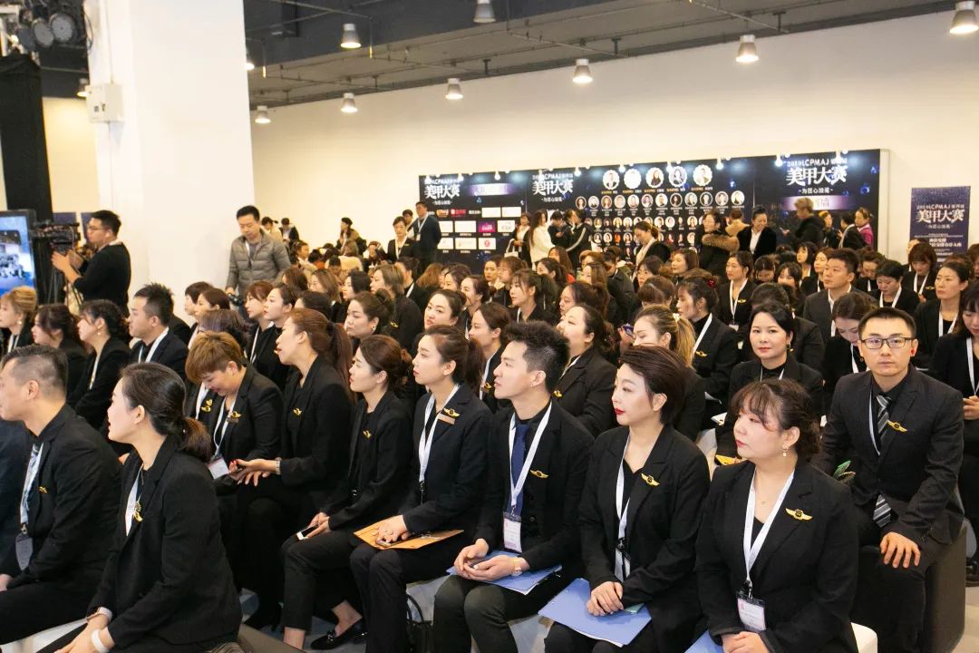 图片[20]-做个副业上门美甲要多少钱-初中学历，靠美甲技术收入超过本科毕业生，一技傍身不怕失业！-优创圈