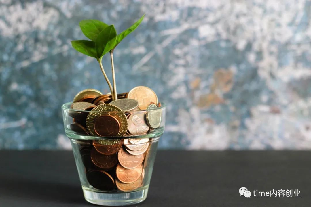 副业一般月收入是多少合理-“我工资三千，副业两万+”：打造副业收入的第一原则是什么？-优创圈