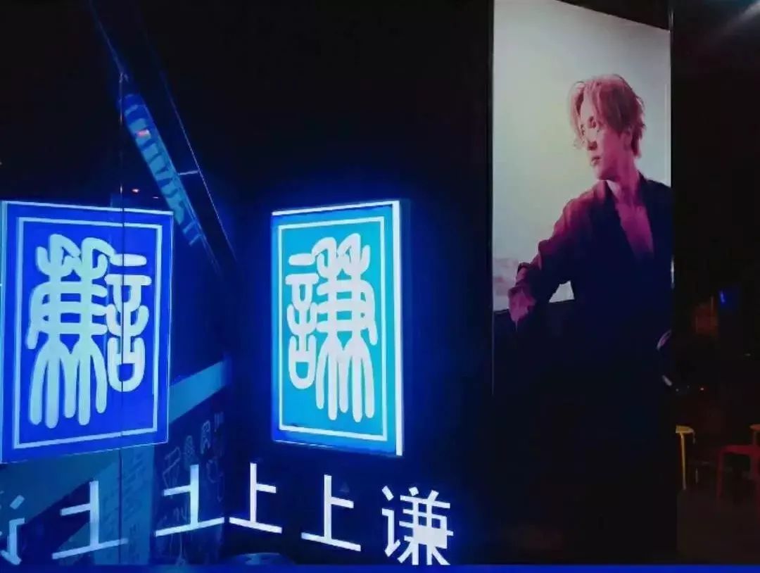 英语副业赚钱_你靠副业赚多少钱了英文_赚英文靠副业钱的软件