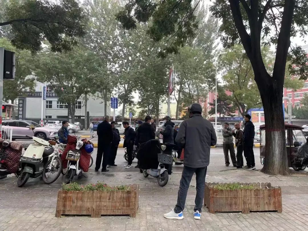 图片[3]-村里副业收入多少钱一年-18线小县城的职场没有秘密，但人人有副业-优创圈