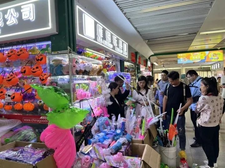 摆摊副业什么比较火_赚摆摊副业钱一天赚多少_副业摆摊一天赚多少钱