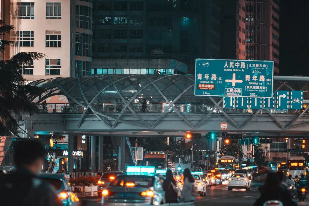 副业跑滴滴一晚上能赚多少_晚上跑滴滴兼职_晚上跑滴滴挣钱不