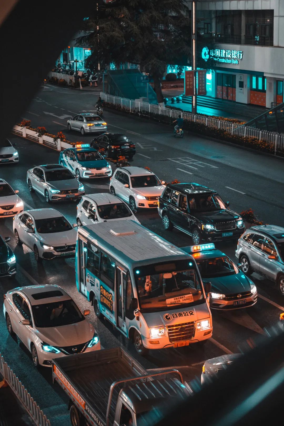 晚上跑滴滴兼职_晚上跑滴滴挣钱不_副业跑滴滴一晚上能赚多少