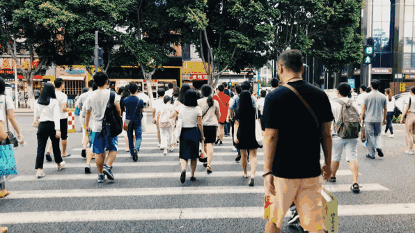副业跑滴滴一晚上能赚多少_晚上跑滴滴挣钱不_晚上跑滴滴兼职