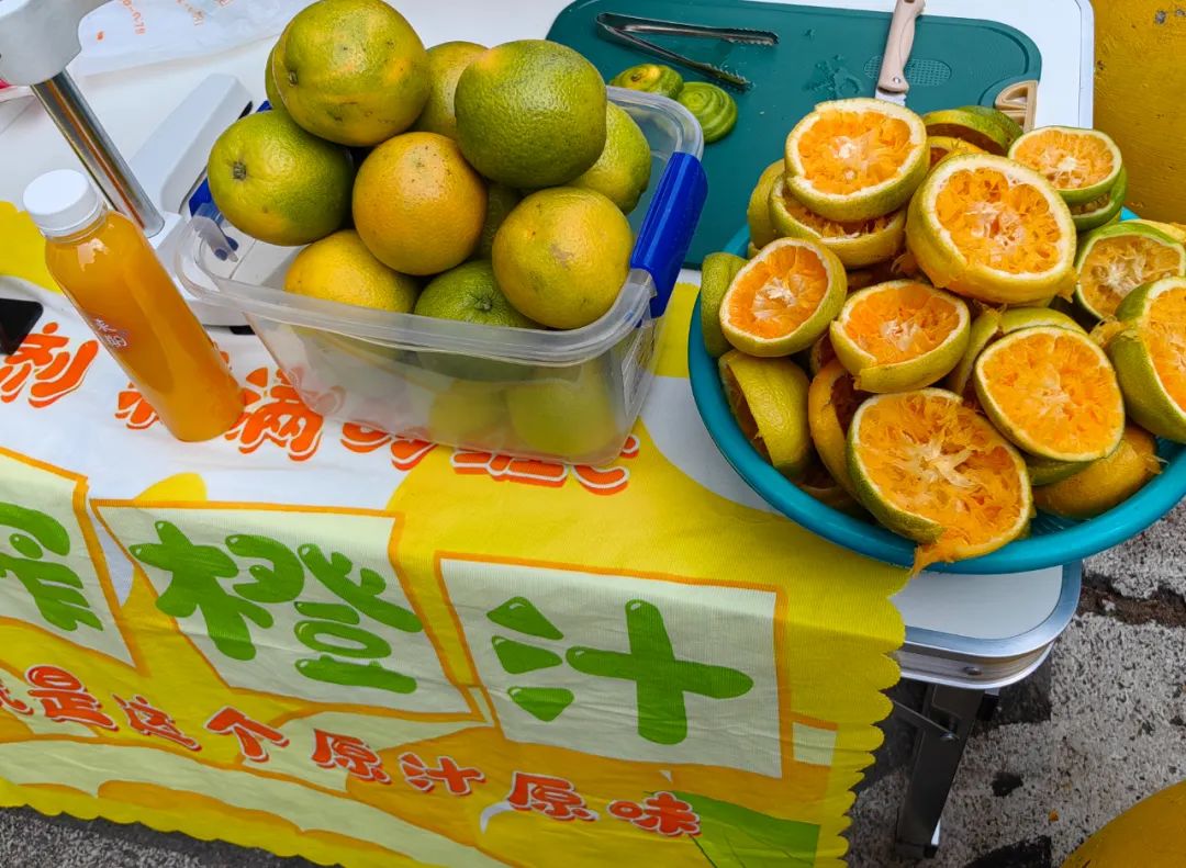 副业摆摊赚钱_合适摆摊副业钱一天赚多少_副业摆摊一天多少钱合适