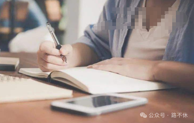 副业送外卖一个月能赚多少_送外卖还可以兼职什么_副业做送外卖可以赚多少钱