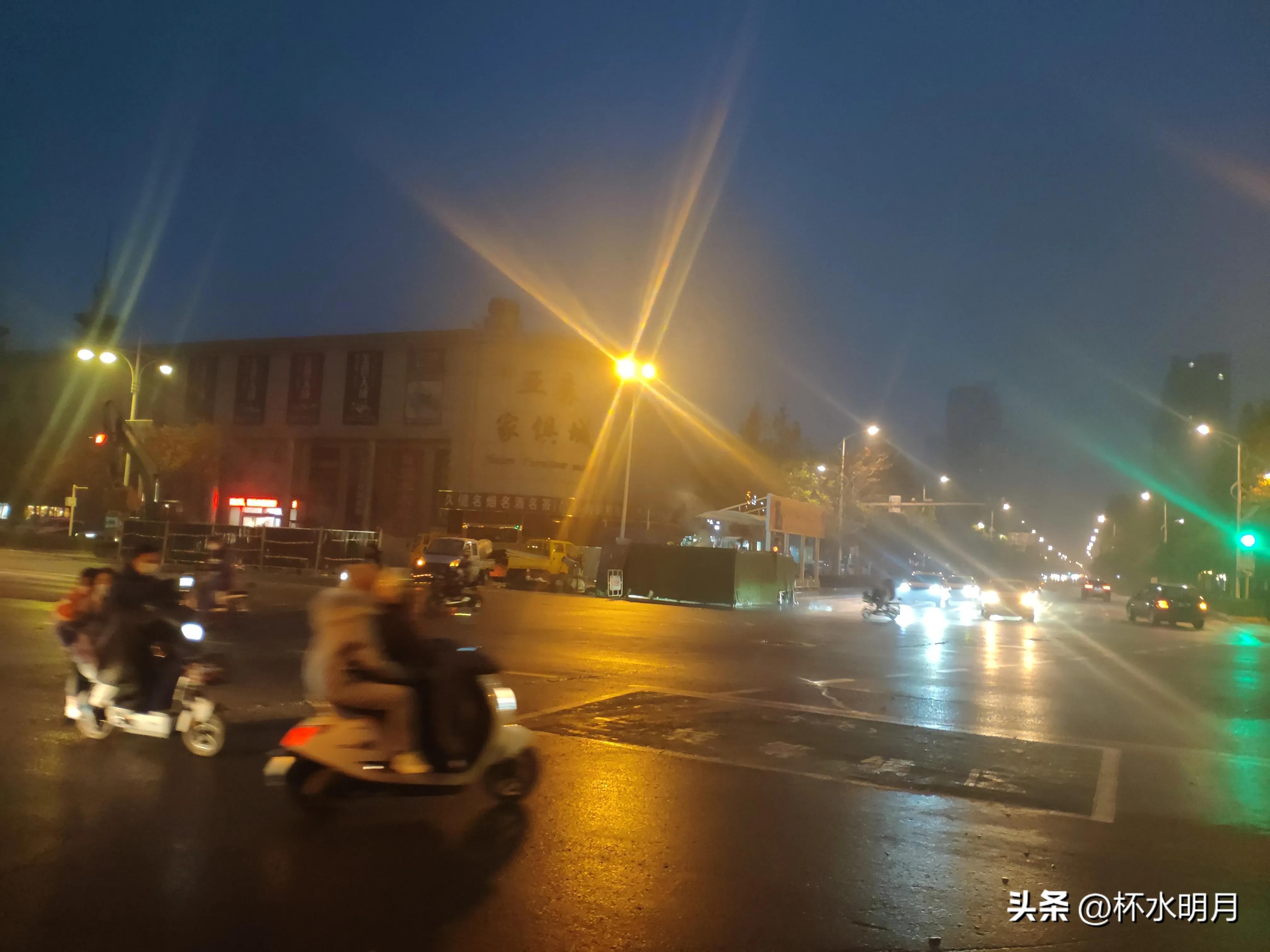 教师副业一月赚多少钱正常_一月赚副业钱正常教师工资多少_教师赚钱的副业