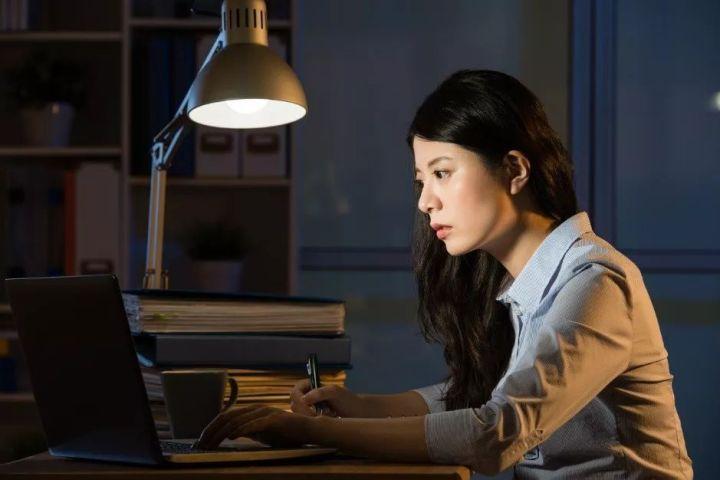有多少人在工作之外还可以干副业_副业人人可做_副业可以当主业做吗