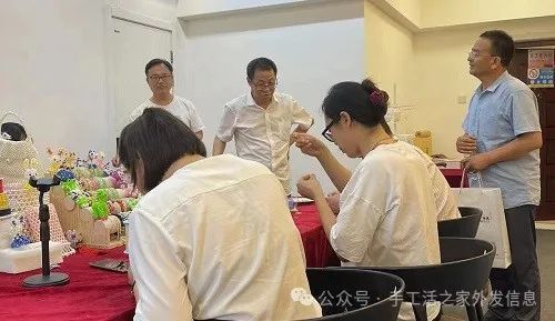 靠做手工赚钱_手工副业能挣多少钱啊现在_手工副业