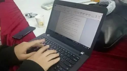 一名厨师的副业有多少人-下班3小时做副业，每月稳定45千，今年5个热门副业值得做-优创圈
