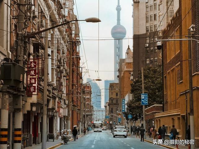 摄影赚钱知乎_摄影副业一个月能赚多少钱_摄影当副业挣钱