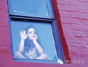 妈妈在家带孩子做什么副业-孩子被反锁在家里！这个妈妈的做法，你一定要学习-优创圈