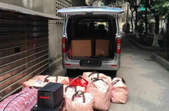 送货副业一个月能挣多少钱_送货的兼职_有没有兼职送货类的工作