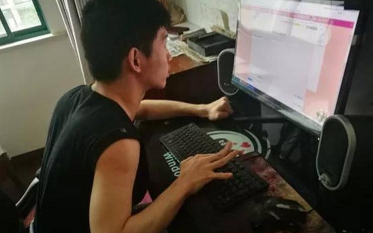 上班族在家做的副业_上班在家族副业做学生怎么样_上班族在家做副业学生