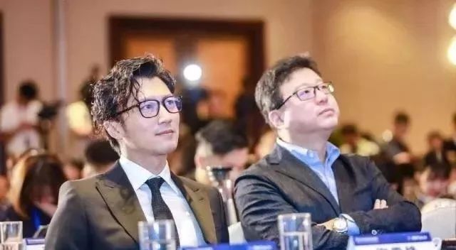 副业卖东西卖什么_搞卖副业钱东西月交多少税_搞副业卖个东西多少钱一个月