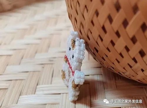 饰品赚钱么_在家饰品手工兼职_在家饰品副业