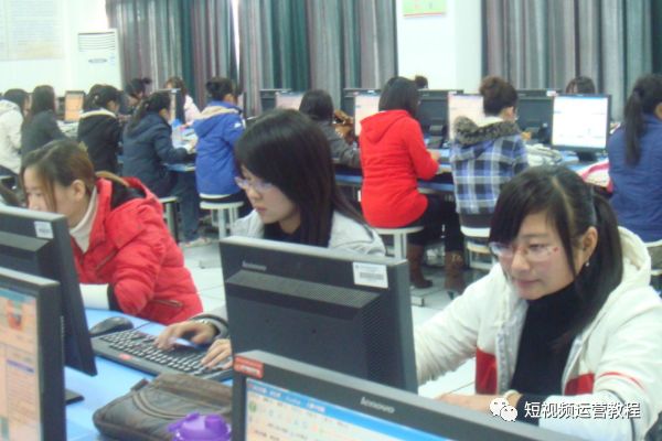 客服在家副业_客服在家副业赚钱吗_客服在家副业做什么好