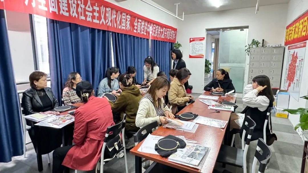 在家副业教师做什么_在家副业教师做什么好_教师在家做副业