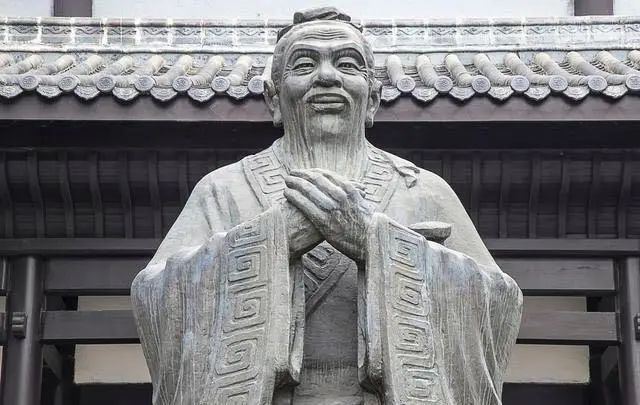 幼师在家干副业-教师送外卖值得点赞，去补课就是有违师德的行为！观点正常吗？-优创圈